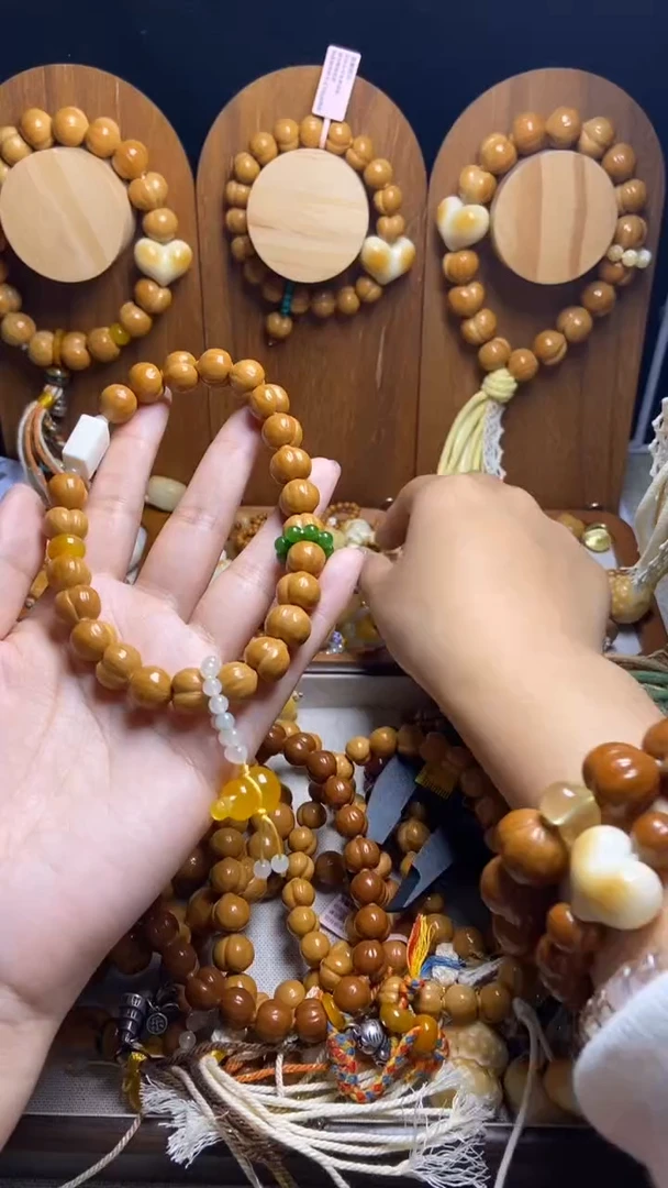 手串猴头核桃欣****3全品小馒头爱心橄榄壳黄葫芦吊坠隔片