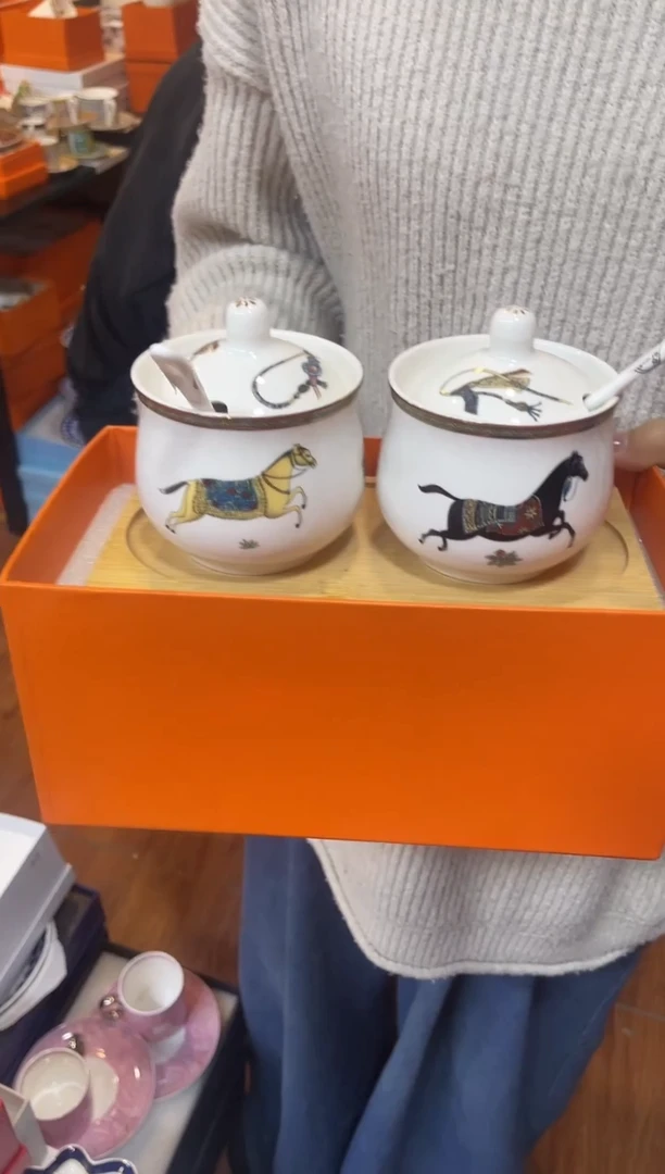 杯鸿辉家品牌瓷器，京东包邮！