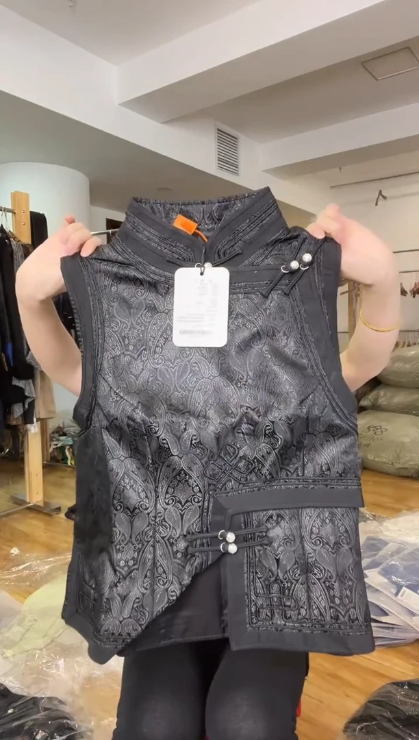 4XL码    145-155斤  纱袖