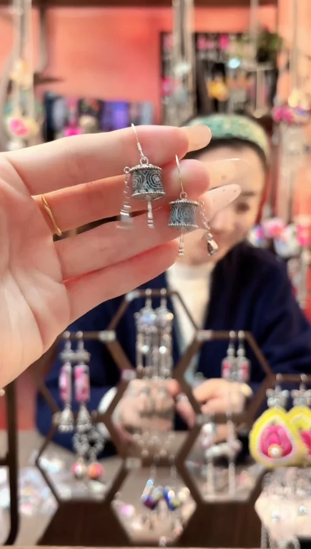 织绣云织谣民族风精美饰品  416