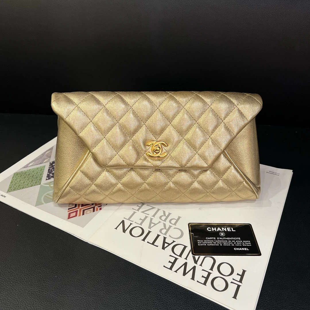 95新 Chanel/香奈儿 香槟金16年手拿包标卡齐B5845