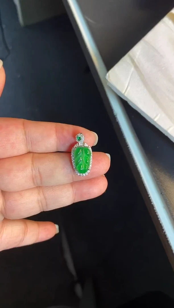 吊坠(不含链)银S925镶嵌翡翠1