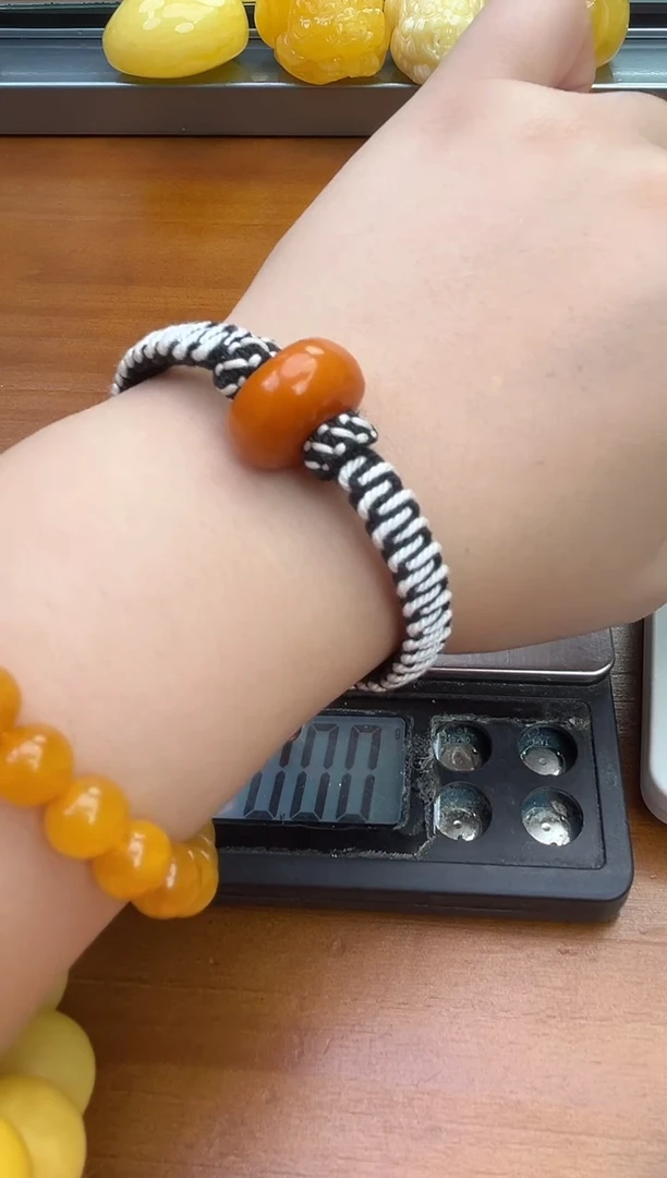 裸石琥珀未镶嵌琥珀蜜蜡手绳