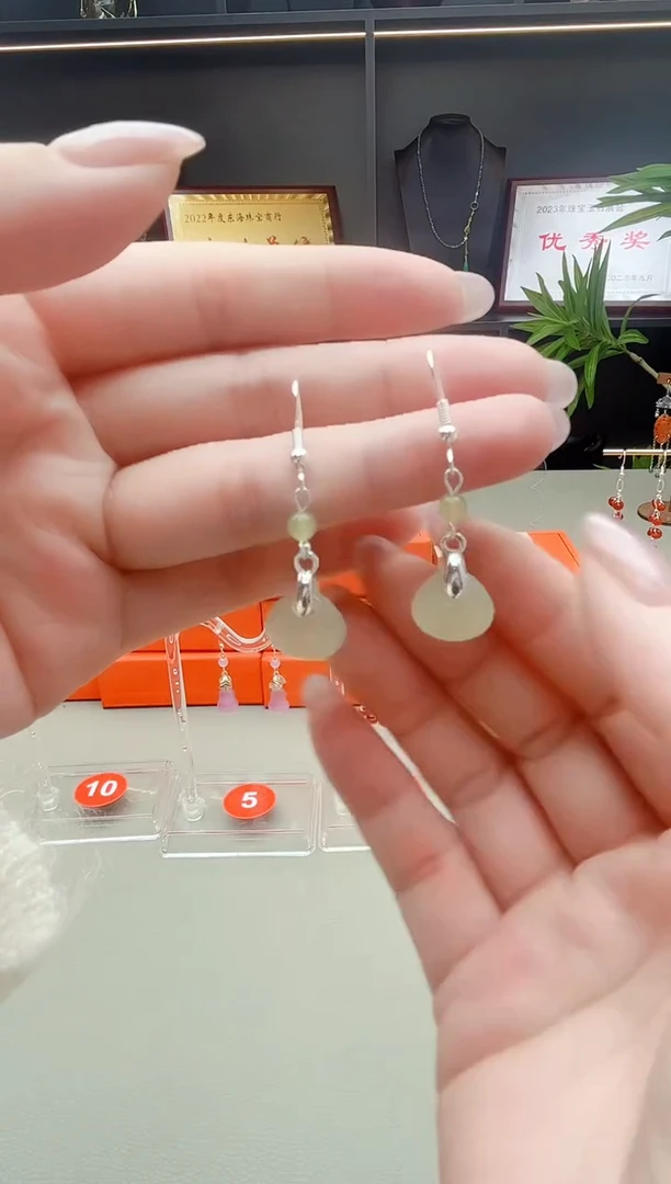 未镶嵌和田玉耳饰x03