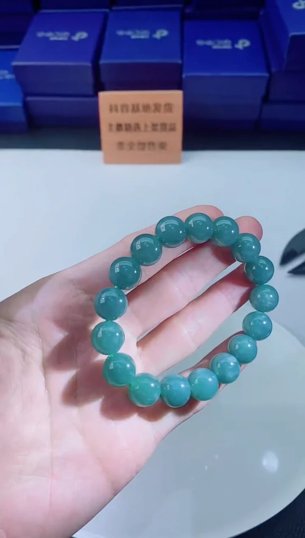 翡翠未镶嵌颈饰1111111111