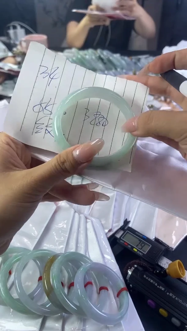 未镶嵌手镯（贵妃镯）翡翠翡翠手镯单样发一34