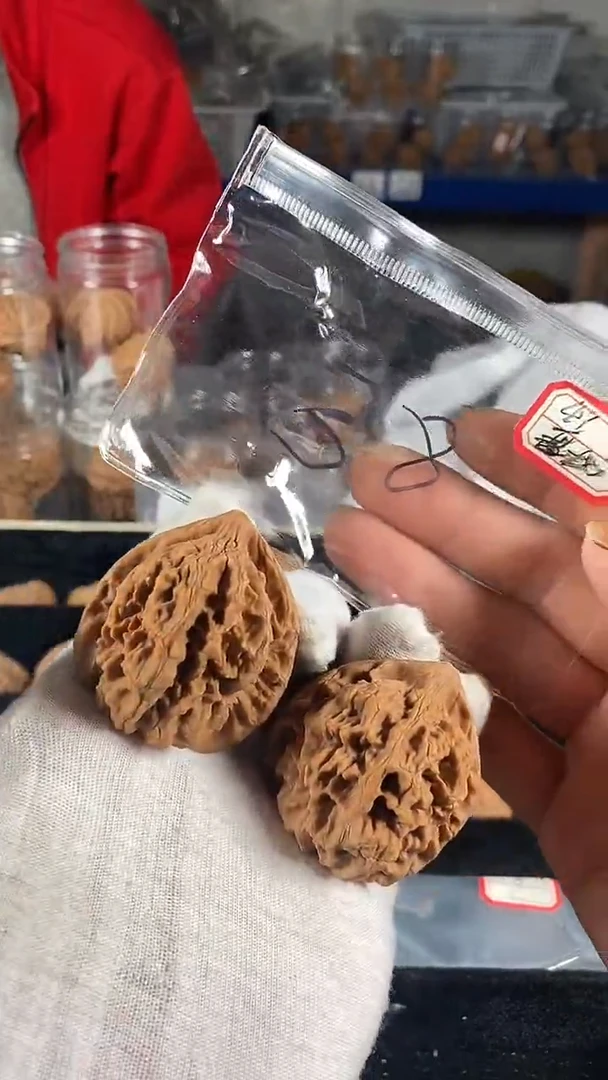 吊坠文玩核桃41盘龙虎头核桃