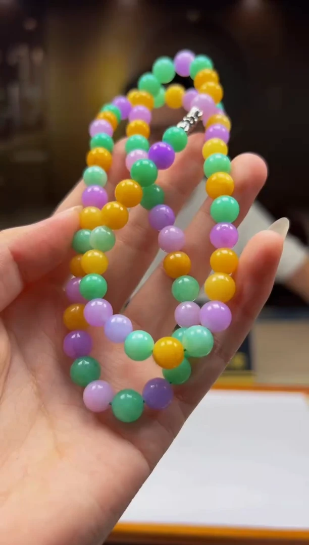 翡翠未镶嵌颈饰SY2025-8-11-29