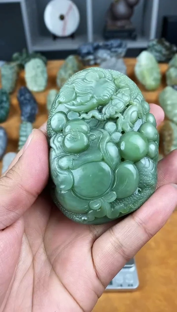 未镶嵌和田玉把件1