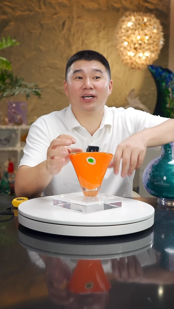 摆件福利橙色小花瓶
