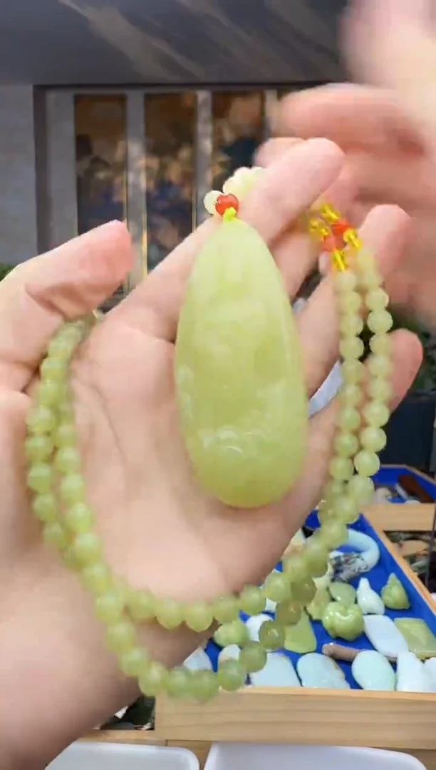 未镶嵌和田玉挂件拍一发一