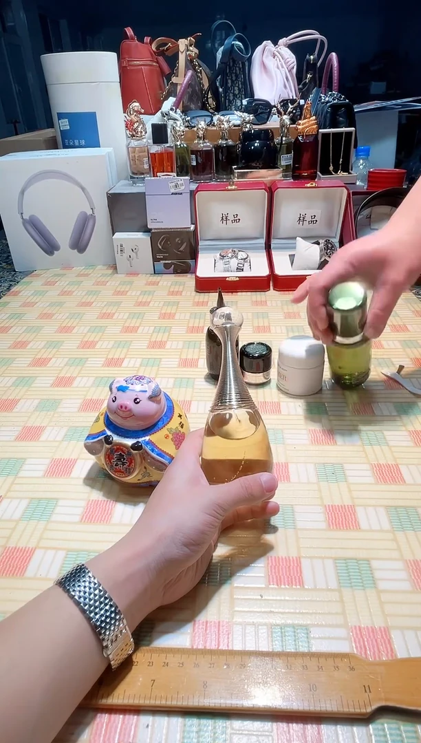 瓷片瓷器 库房到期 全部地板价@@1