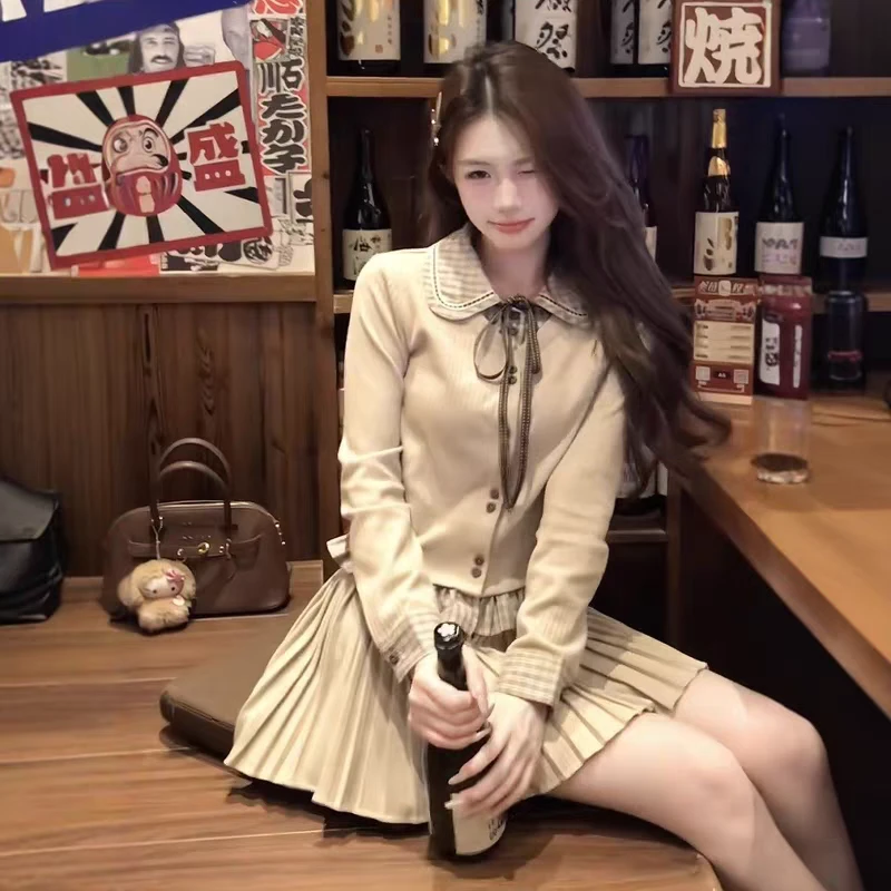 韩版学院风甜美气质秋冬蝴蝶结长袖上衣名媛千金风高腰百褶裙套装