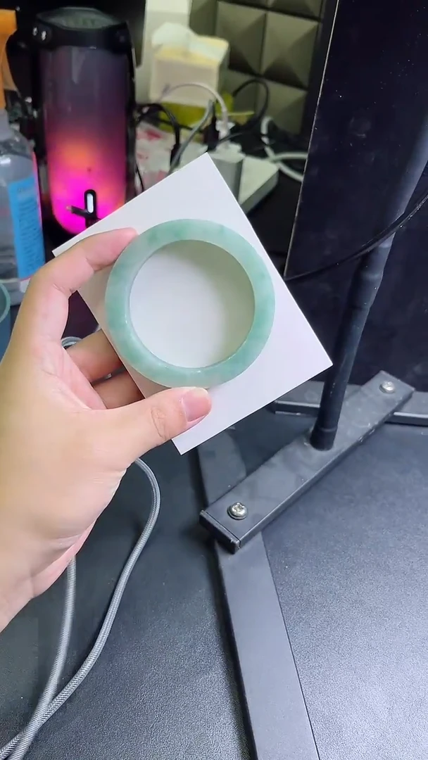 未镶嵌手镯定制翡翠深***?定制