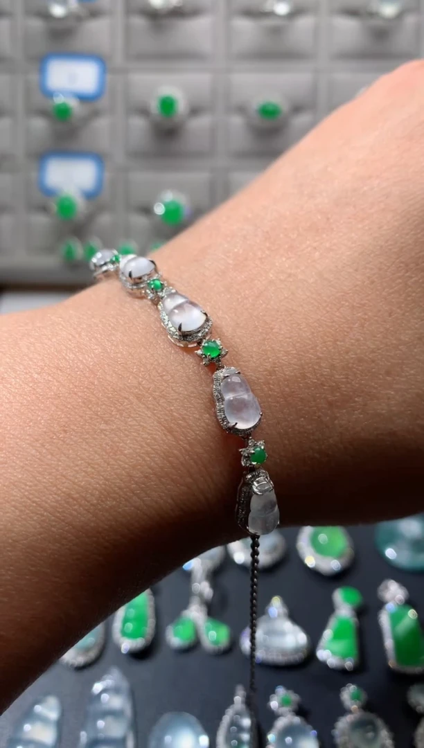 18K金镶嵌手链翡翠18K翡翠