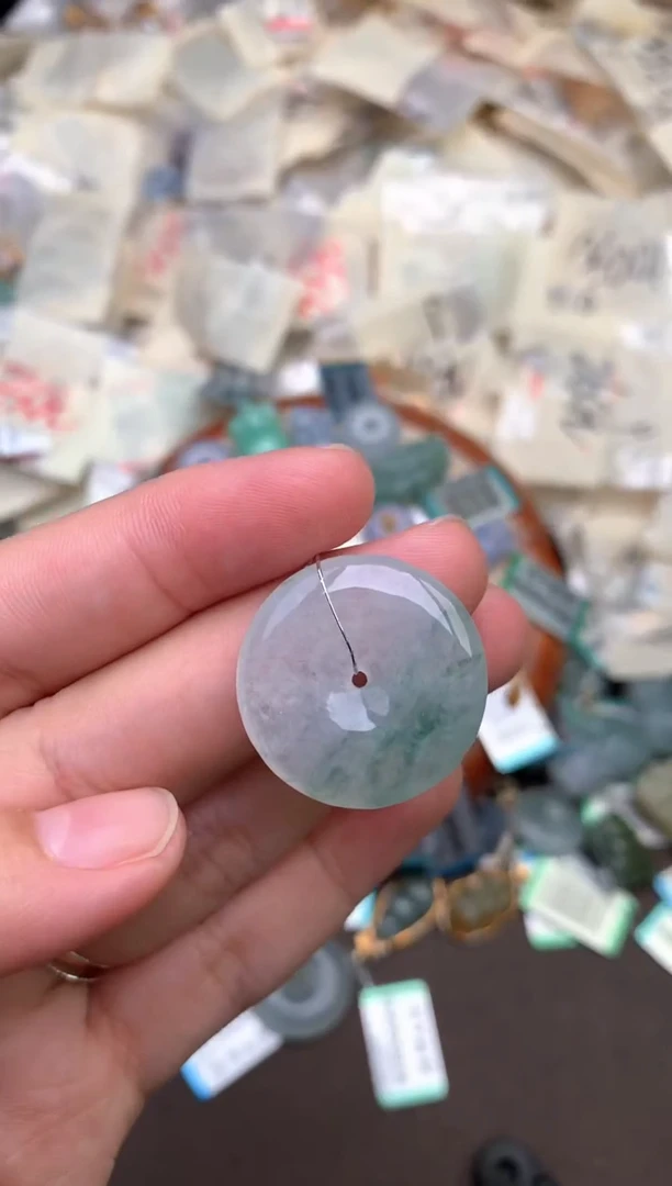 未镶嵌挂件翡翠一