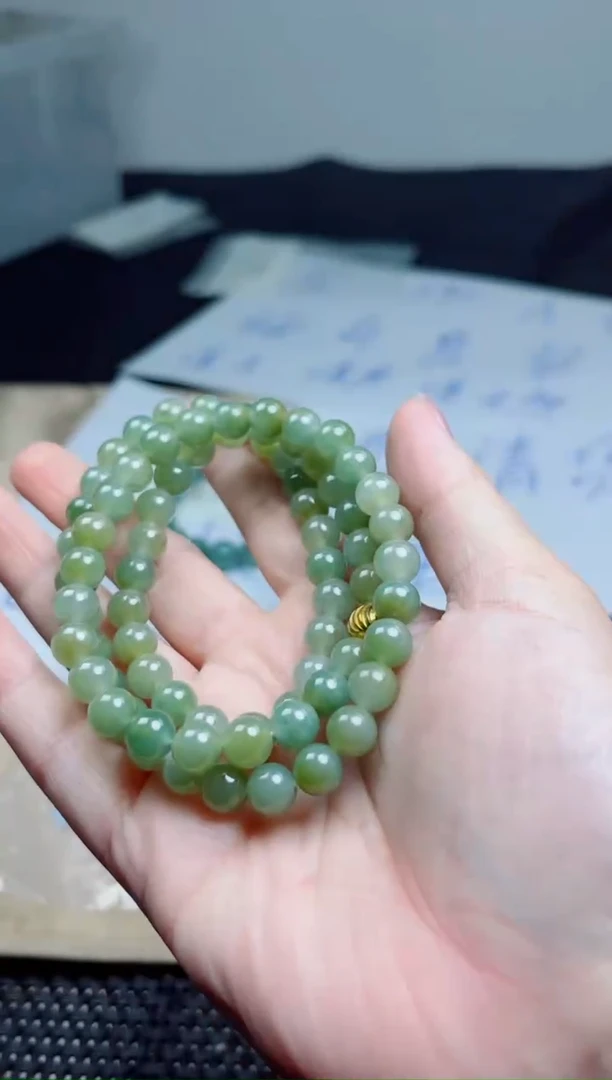 定制翡翠未镶嵌珠串