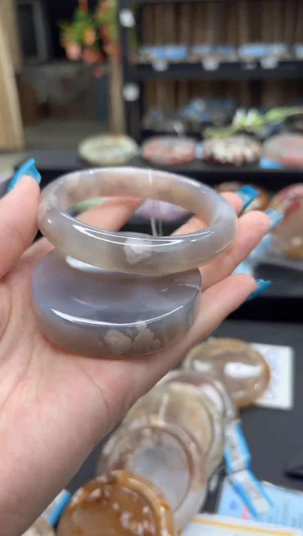 未镶嵌手镯石英质玉12(62圈赠送镯心)