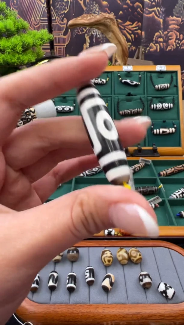 合金颈饰玛瑙/玉髓（覆膜）83.(微瑕)