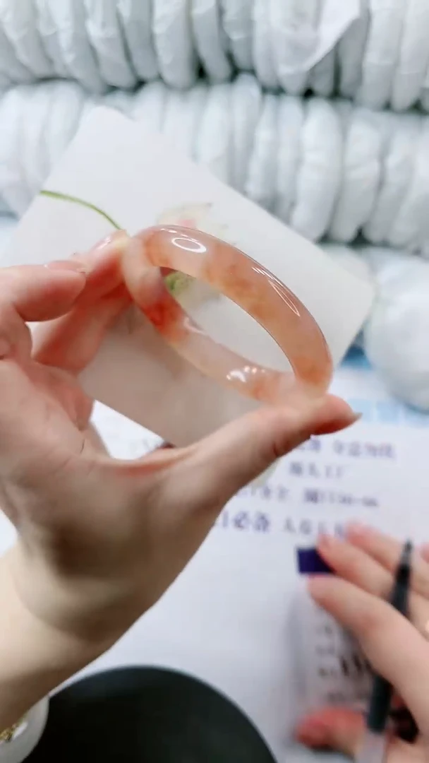 【闪购商品】石英质玉手镯未镶嵌多样性发货V311