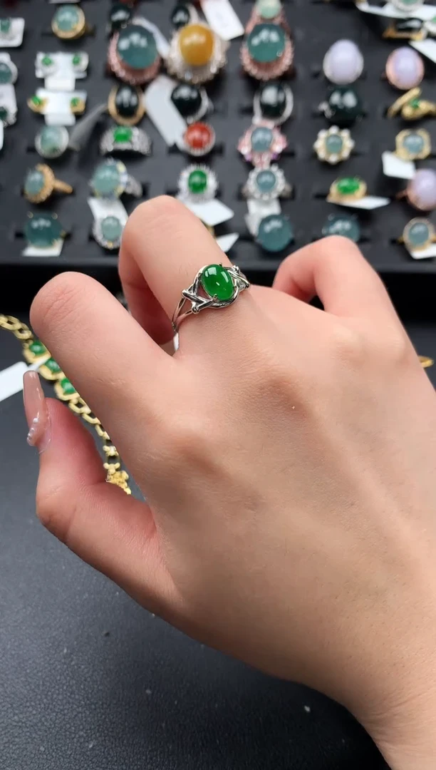 【闪购商品】翡翠戒指银S925镶嵌52141