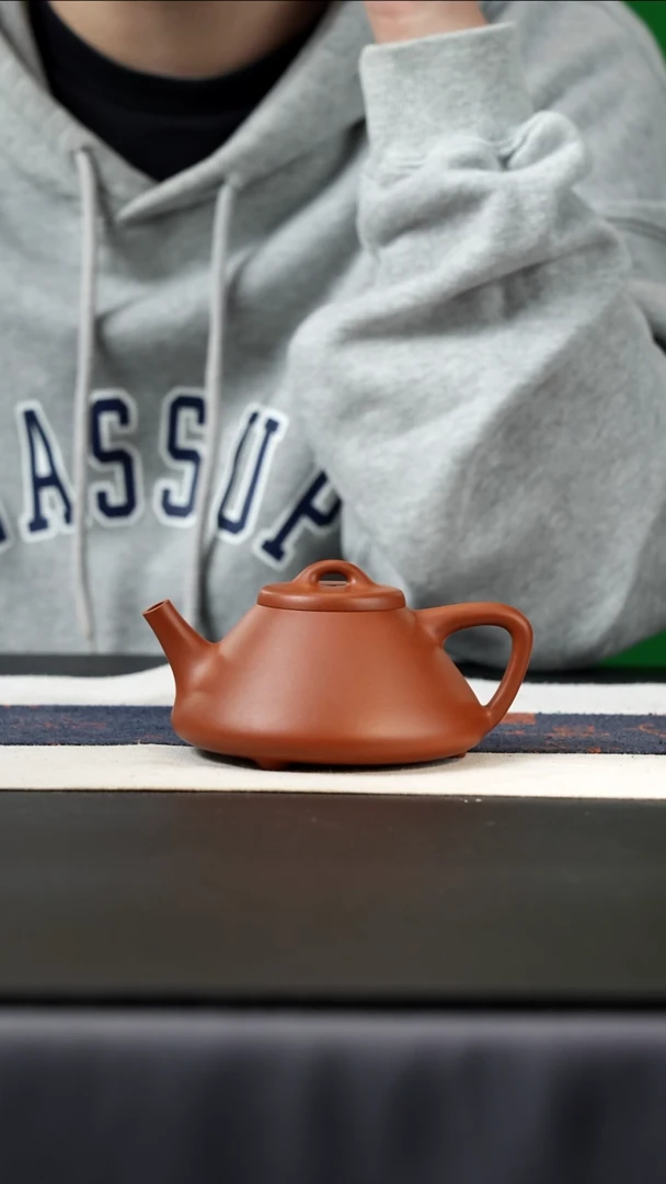 茶壶紫砂生料朱泥子冶，230cc