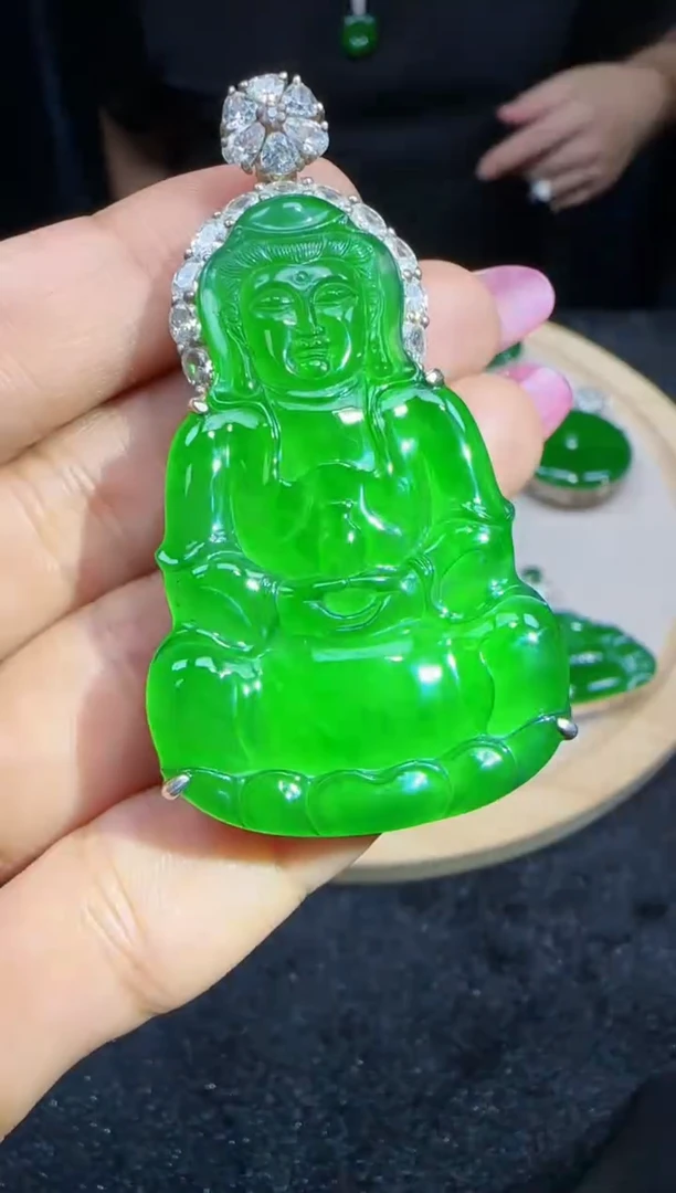 未镶嵌定制翡翠翡翠吊坠84