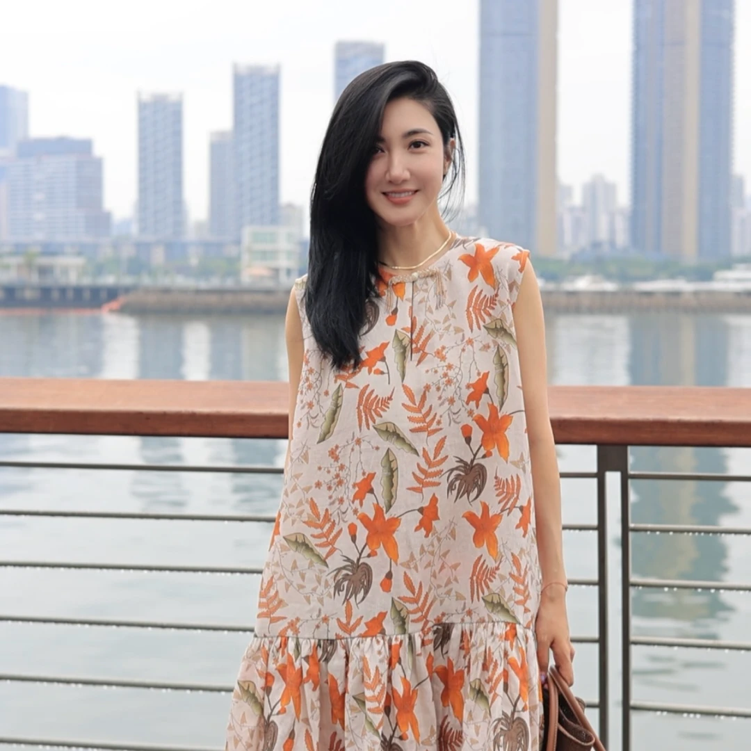 【壁虎姐]】GECKO2025夏季新款 杏枫叶黄薄款透气圆领宽松连衣裙