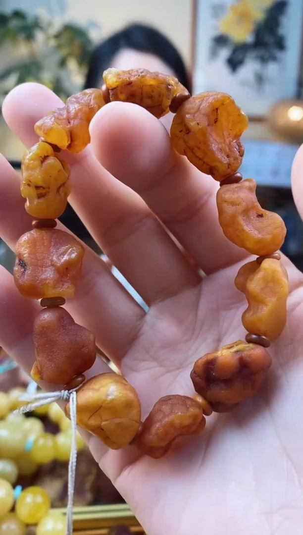 【闪购商品】琥珀手串未镶嵌手串