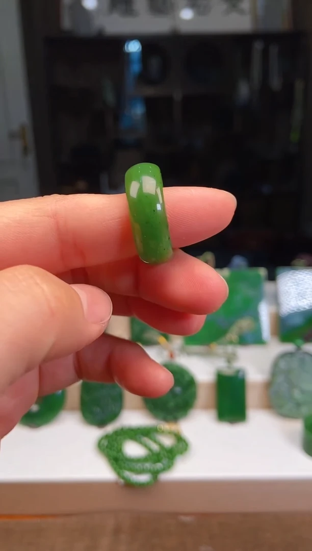 【闪购商品】和田玉挂件未镶嵌1