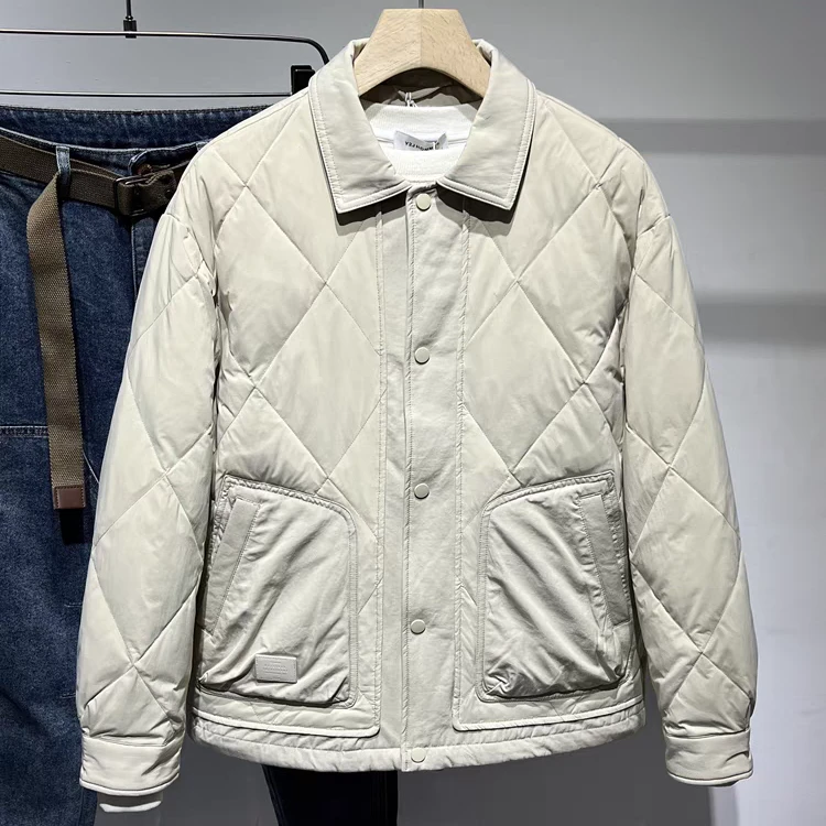 时尚百搭男士冬季蓬松保暖翻领菱形格大口袋羽绒服