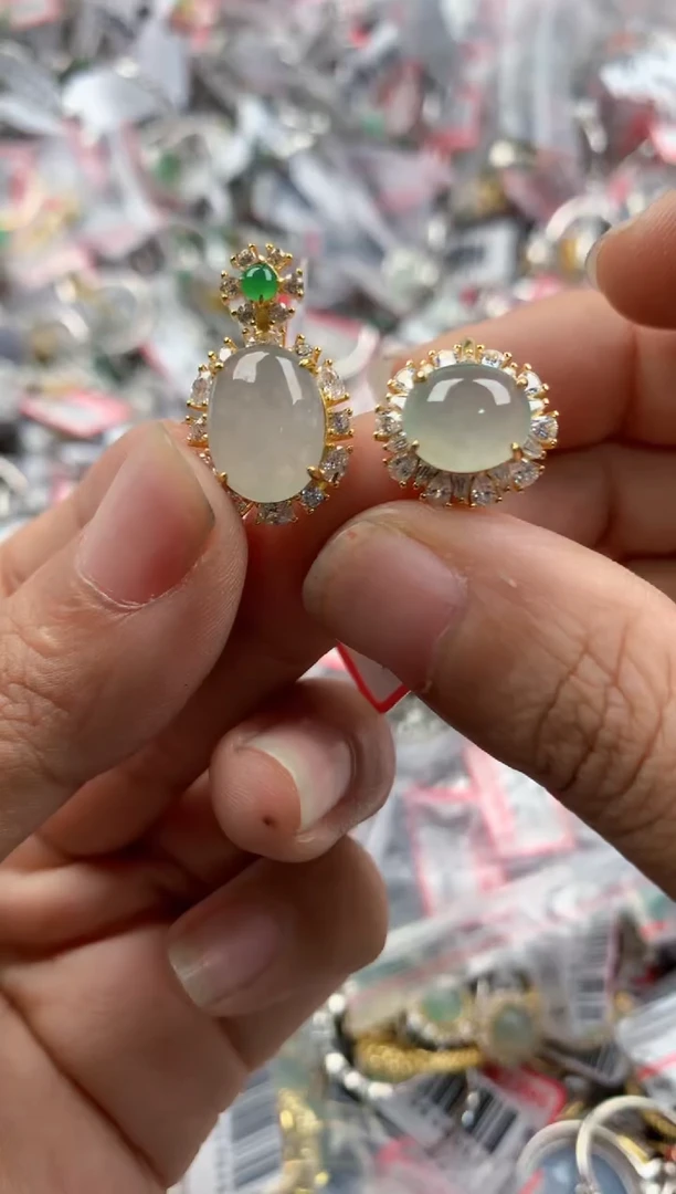 银S925镶嵌戒指翡翠444              1