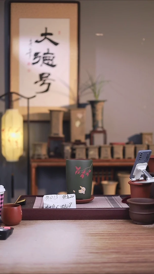 紫砂花盆手绘小猫小笔筒带清水泥托盘
