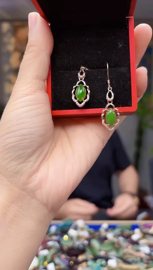 和田玉未镶嵌挂件拍一发一多样性发货