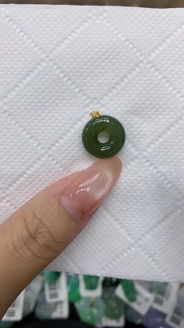 颈饰18K金镶嵌翡翠11111111111