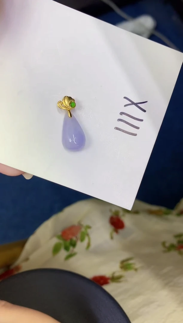 颈饰未镶嵌翡翠缅甸天然翡翠A货