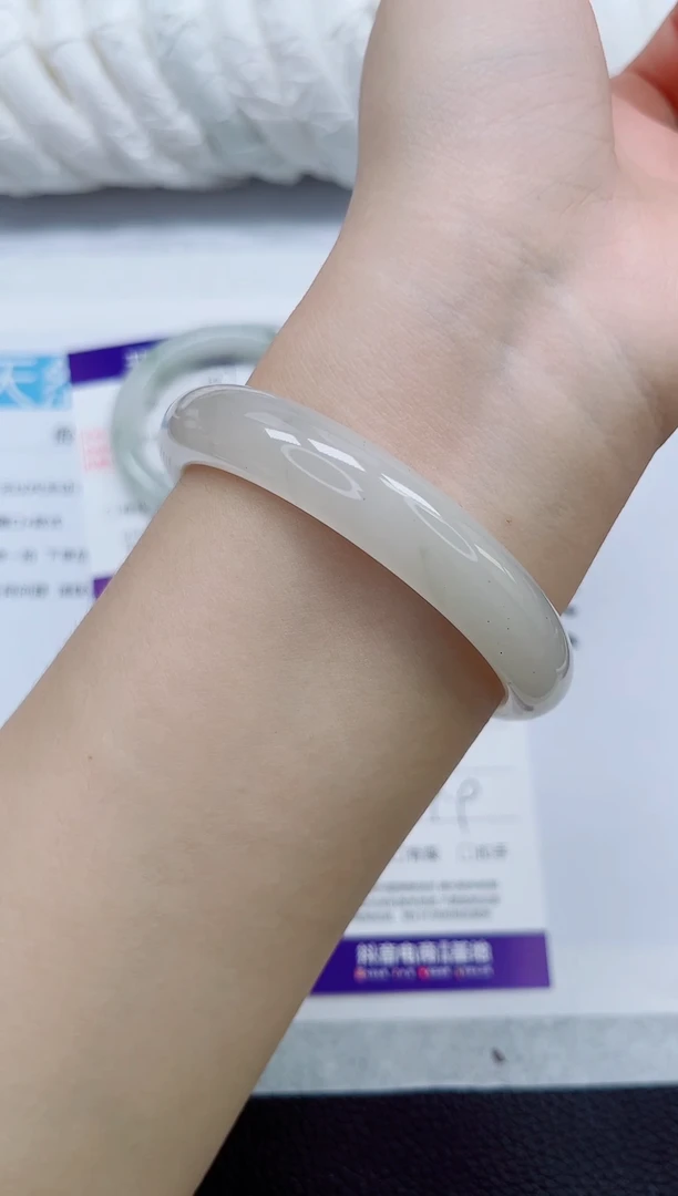 未镶嵌手镯石英质玉188-60/61