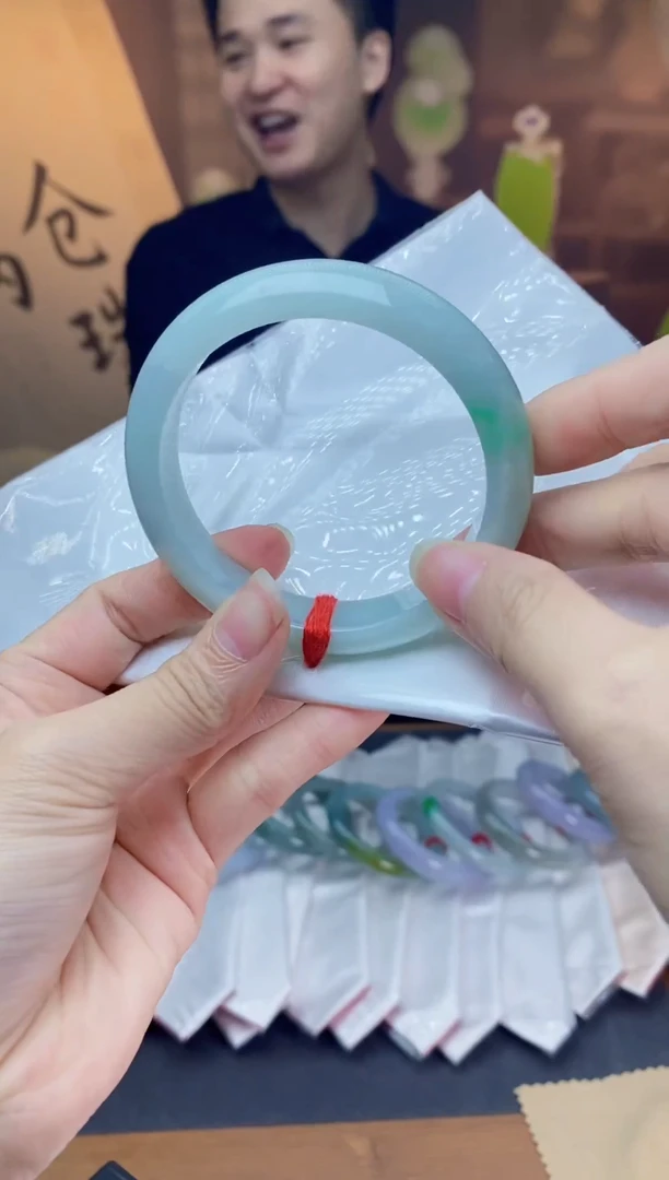 未镶嵌手镯翡翠天然缅甸A货翡翠手镯