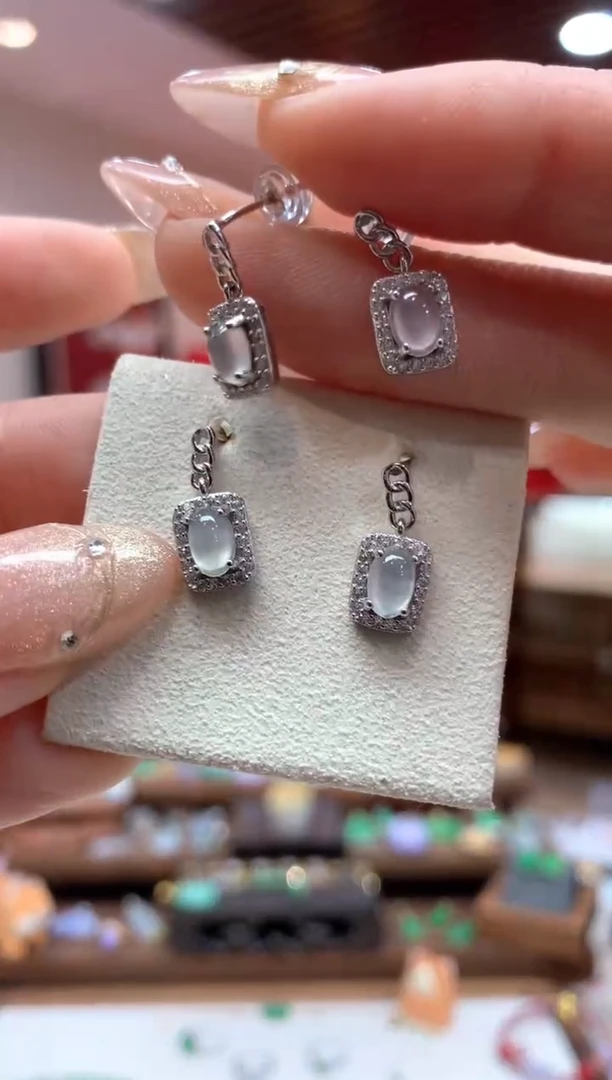 【闪购商品】翡翠耳饰银S925镶嵌耳钉多样性发货1件