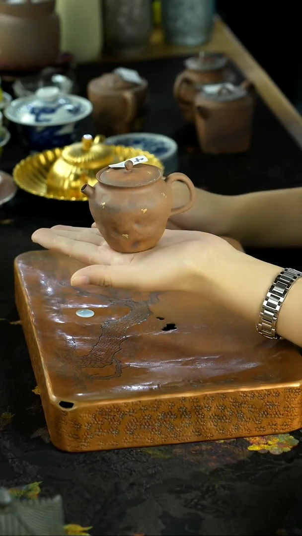 景德镇手绘瓷器放漏场