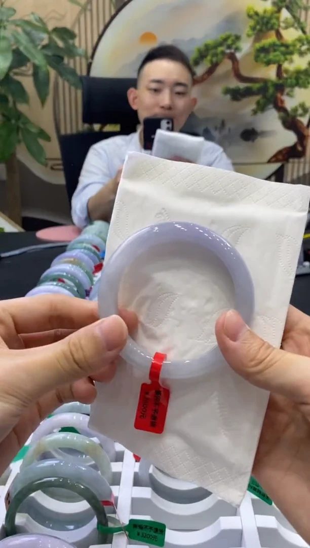 未镶嵌手镯翡翠?*心2082