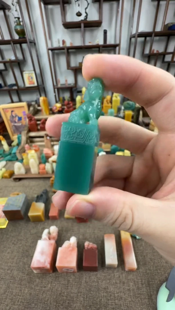 雅安绿印石大漏价1688包刻4字