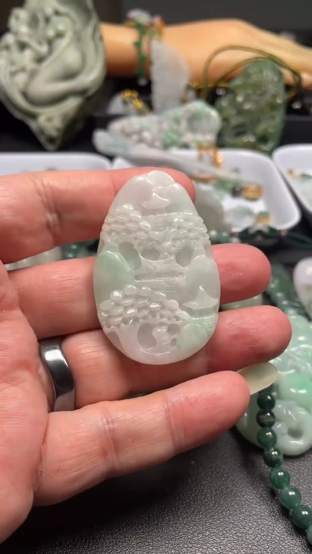 颈饰未镶嵌翡翠天然缅甸翡翠A货