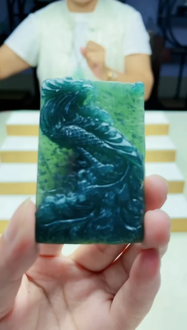 颈饰未镶嵌翡翠09240279