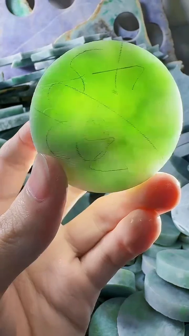 翡翠裸石缅甸翡翠A货文8421