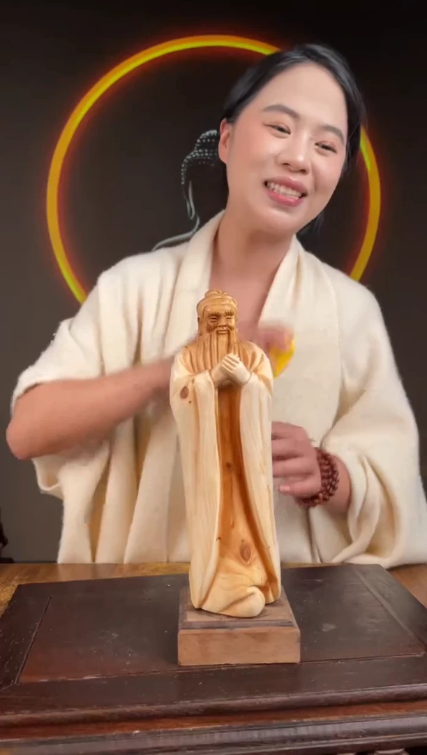 柏木（崖柏）手工摆件,先抢先得! 编号:113