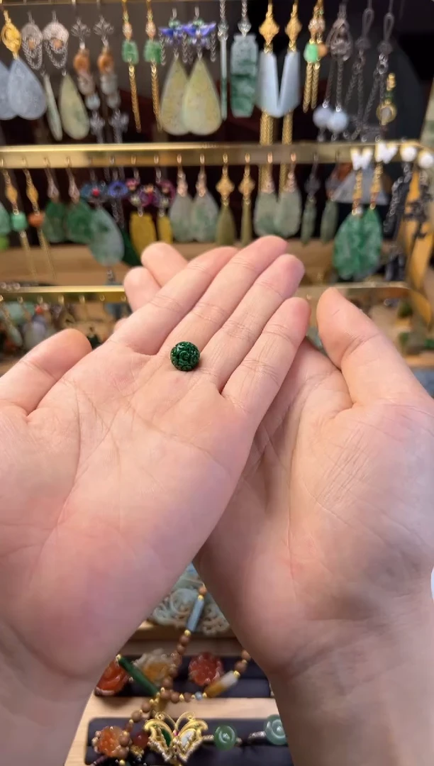 未镶嵌定制翡翠翡翠随机发发一件