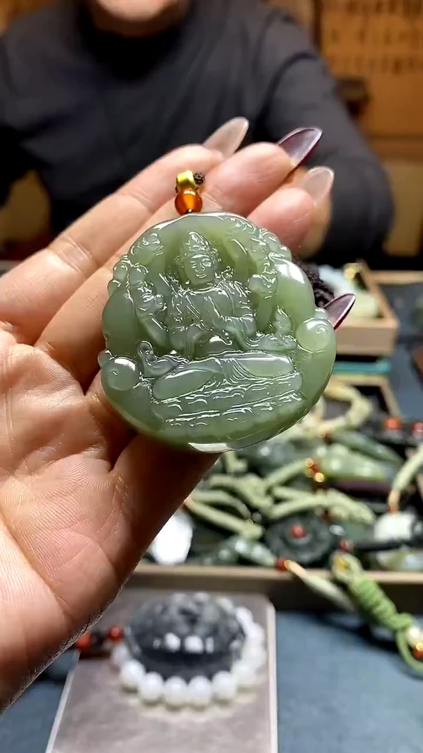 颈饰未镶嵌和田玉拍一发一