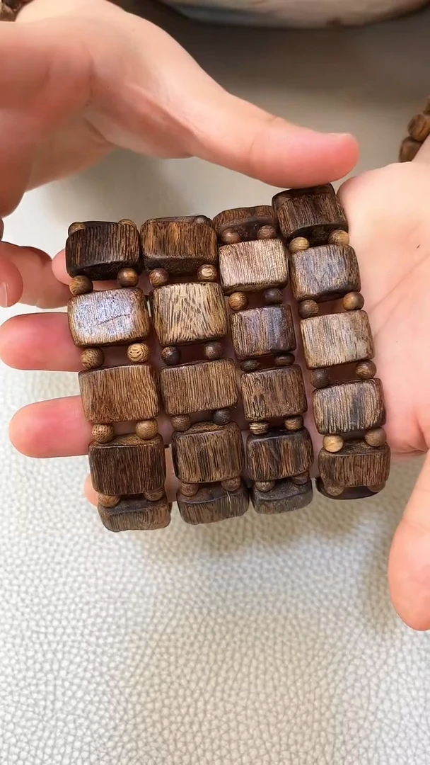 沉香手串棋楠红金猊随型手牌单圈多样性发其一