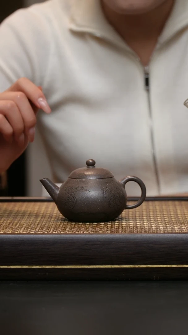 茶壶紫砂豆碧泥 水平